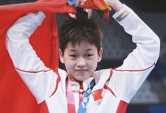 巴黎奧運會搶金如火如荼，河南賽諾威恭喜全紅嬋10米跳水衛(wèi)冕冠軍！清理游泳池污水可以選擇賽諾威聚丙烯酰胺！